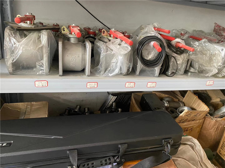 DN50 / DN65 / DN80 口徑管道氣動閥門-用于主管道自動切斷或開啟使用，駕駛室控制