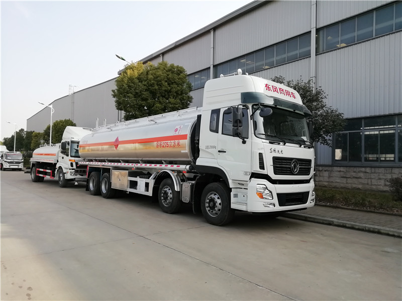 東風天龍前四后八23.5方運油車，20.3噸油罐車