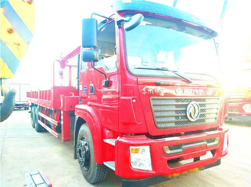 東風(fēng)錦程后雙橋12噸U型大臂隨車(chē)吊